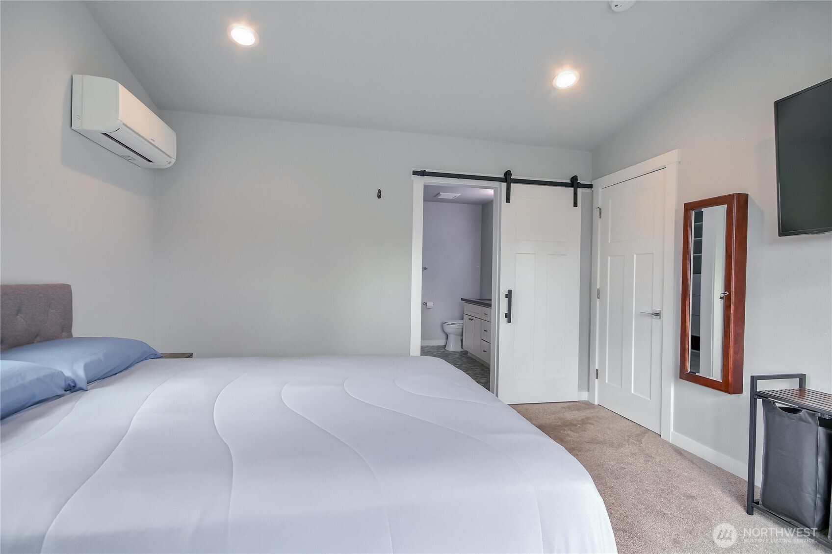 1828 25th Street Property Photo 9