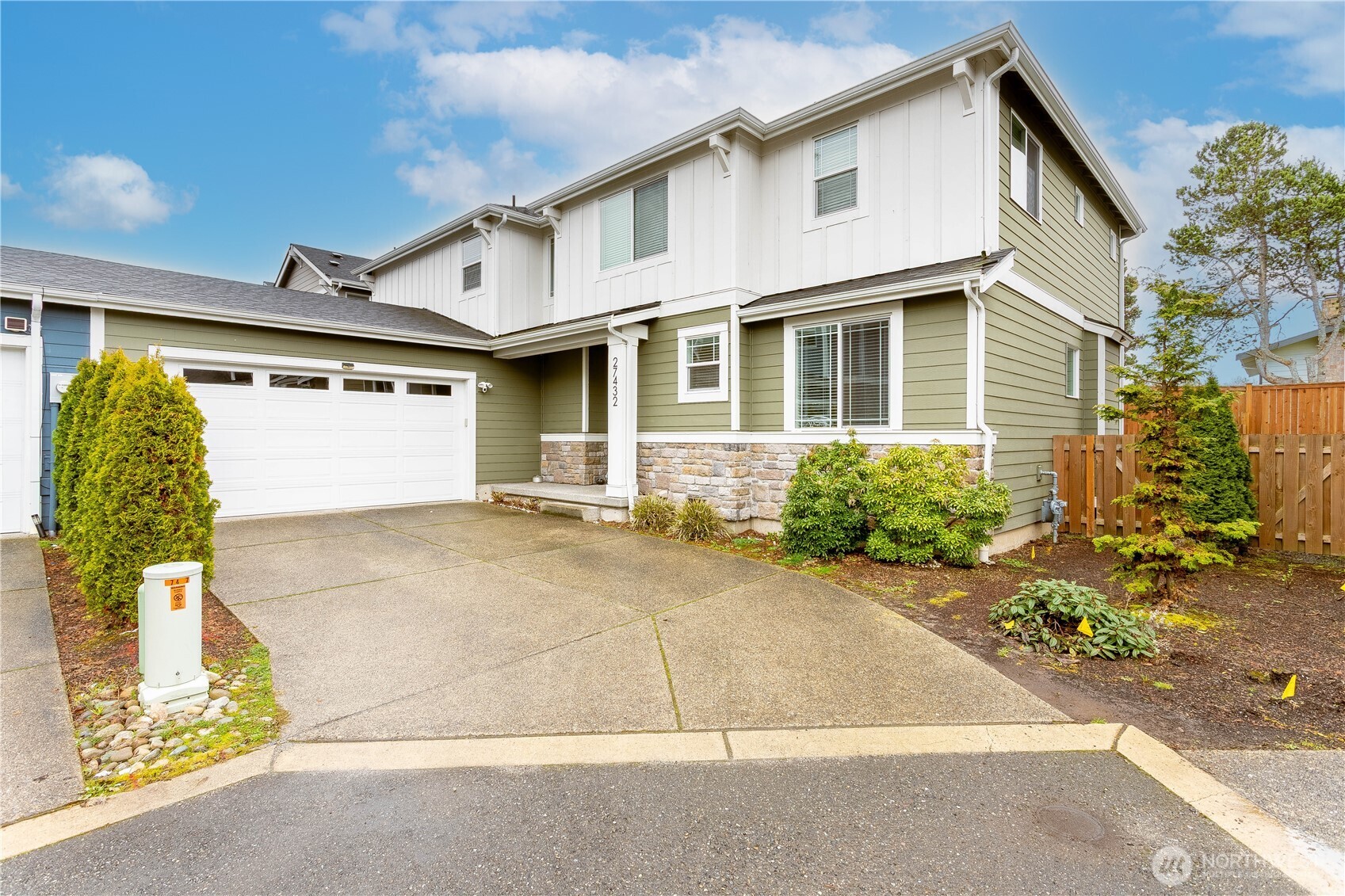 27432 14th Place Property Photo 1