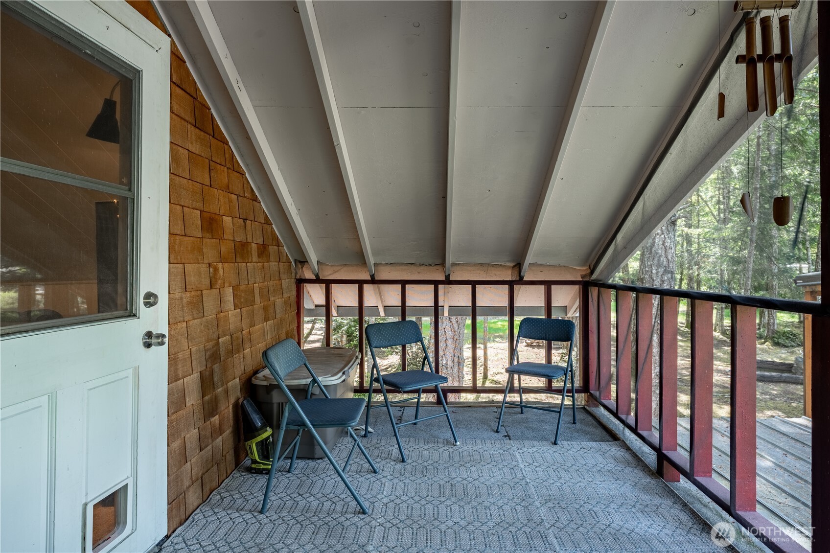 711 E Herron Boulevard Property Photo 18