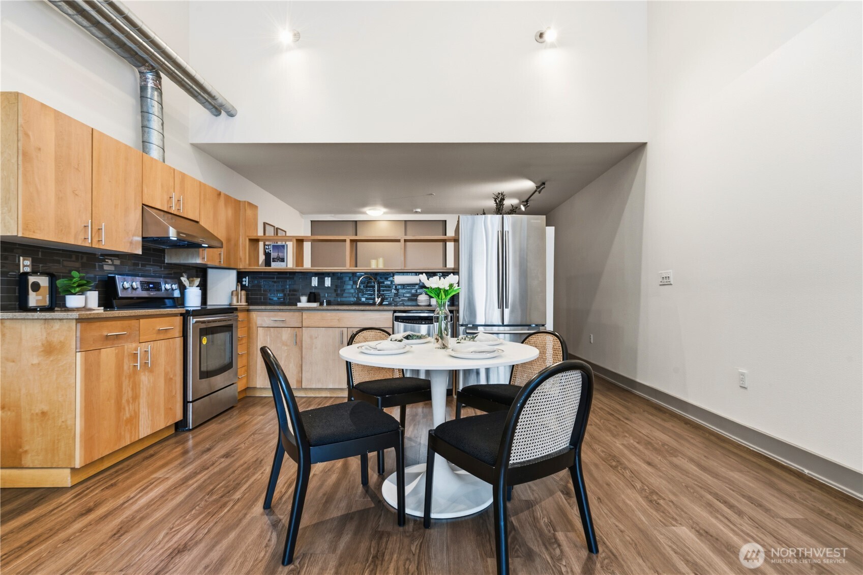 2015 Terry Avenue 406 Property Photo 4