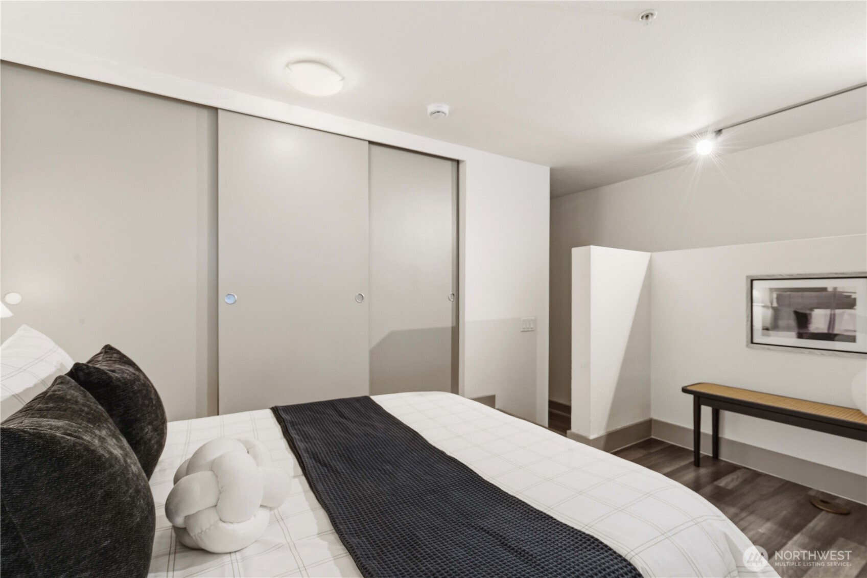 2015 Terry Avenue 406 Property Photo 14