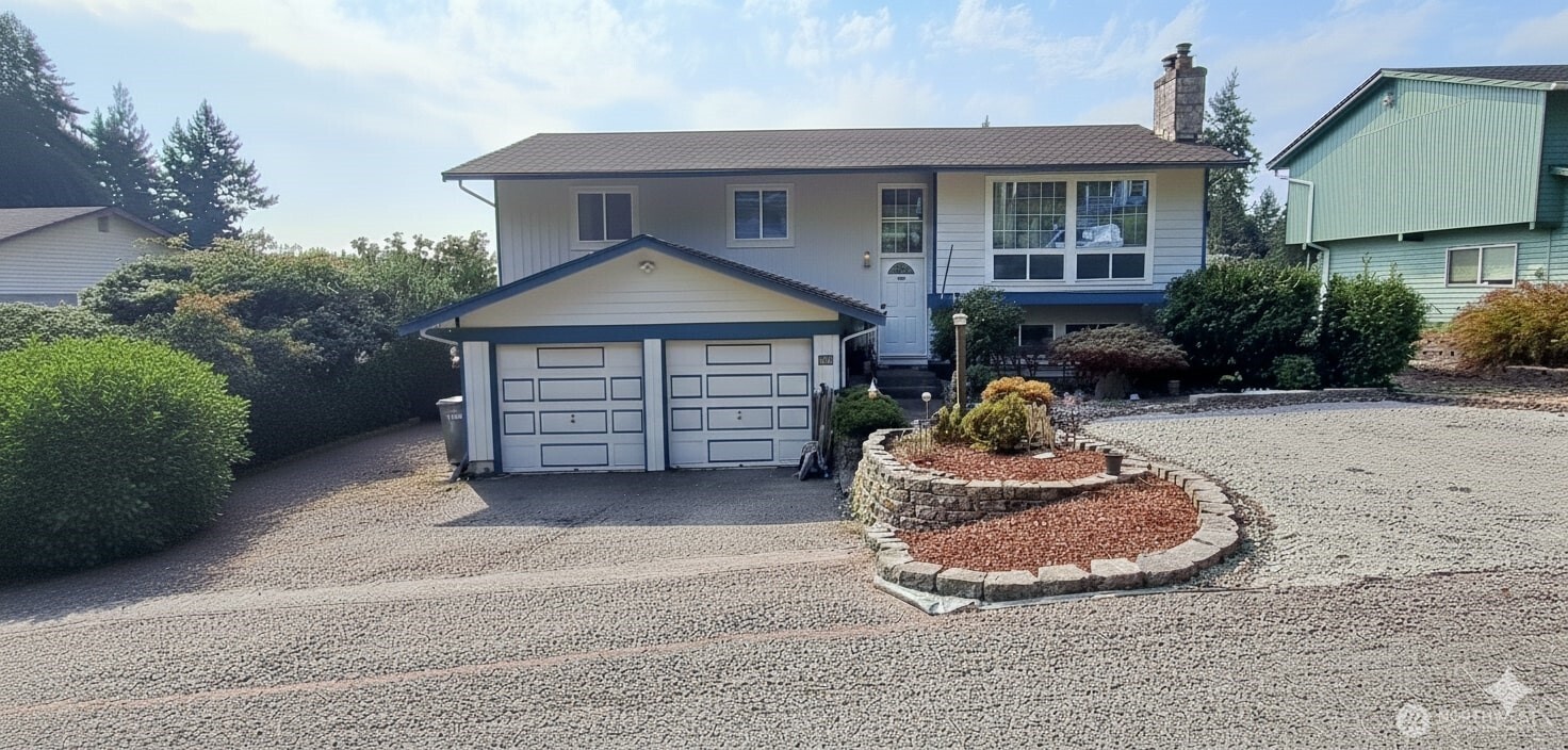 7655 Forest Ridge Drive Property Photo 2