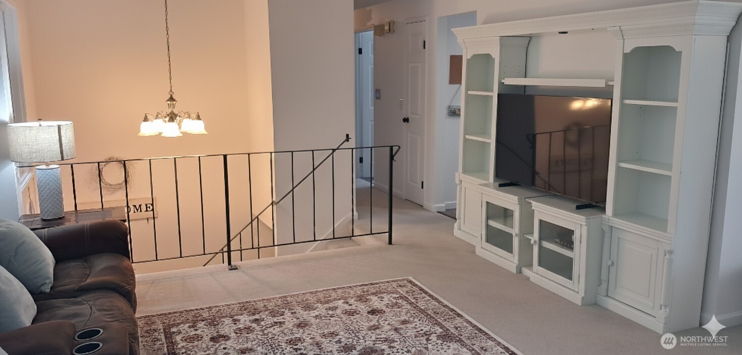 7655 Forest Ridge Drive Property Photo 4