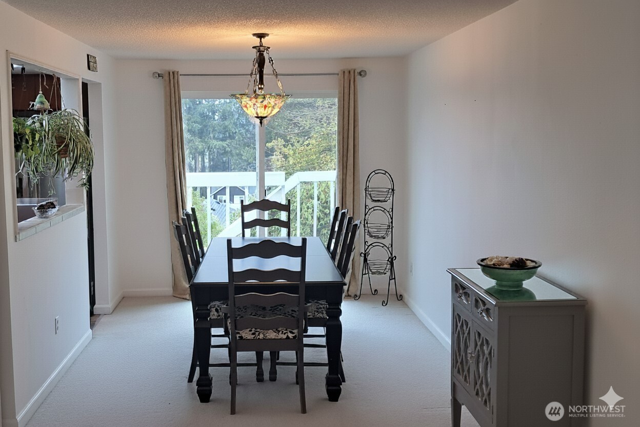 7655 Forest Ridge Drive Property Photo 6