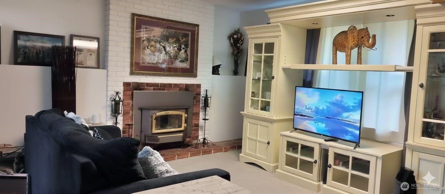 7655 Forest Ridge Drive Property Photo 7
