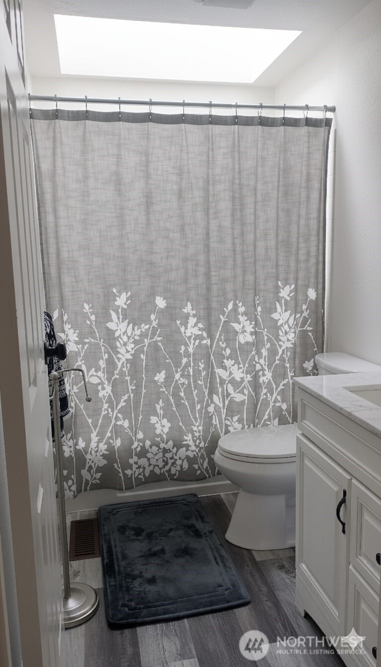 7655 Forest Ridge Drive Property Photo 12