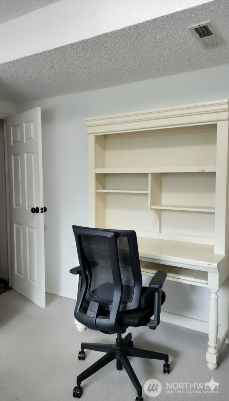 7655 Forest Ridge Drive Property Photo 18