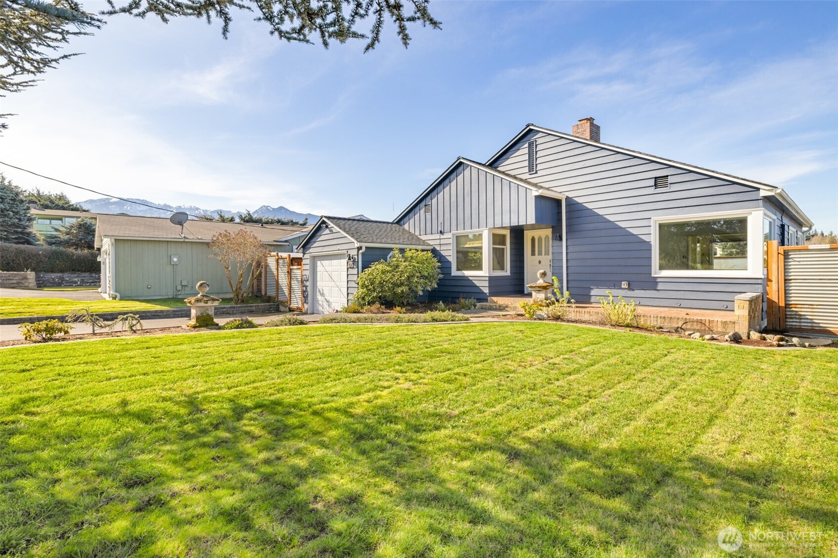 520 S Golf Course Road Property Photo 1