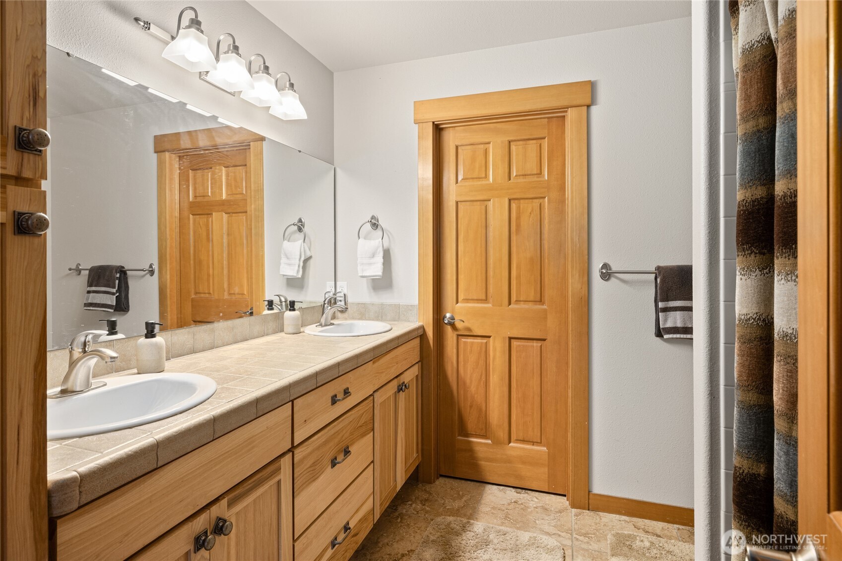 261 Tiger Lily Lane Property Photo 10