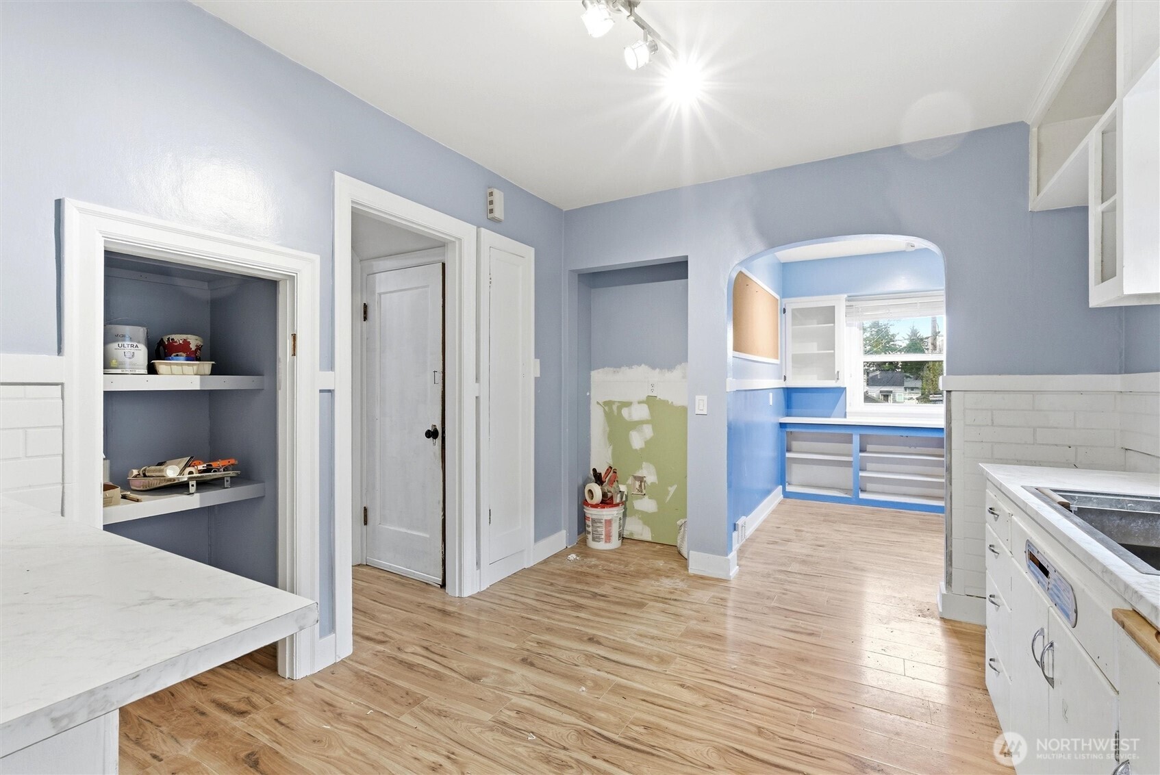 1027 Wetmore Property Photo 8