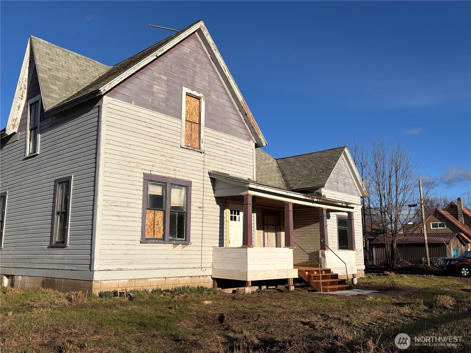 212 N 1st Street Property Photo 1
