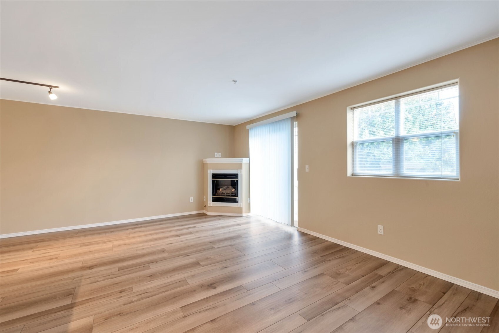 3980 129th Place B102 Property Photo 3
