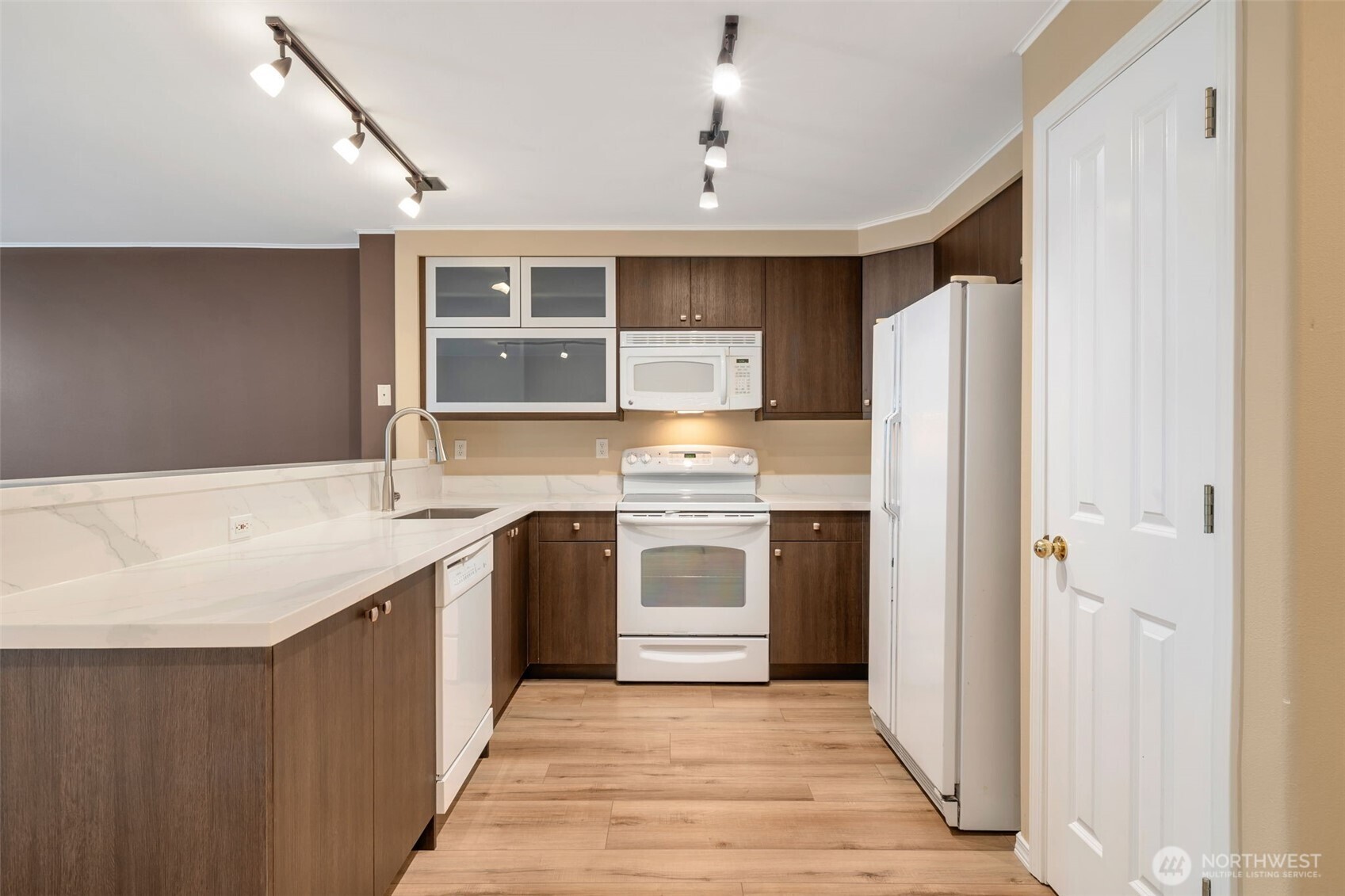 3980 129th Place B102 Property Photo 6