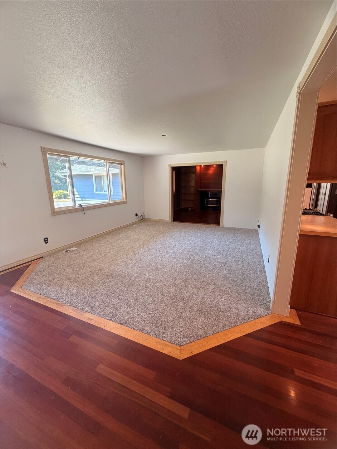 8525 234th Avenue Property Photo 9