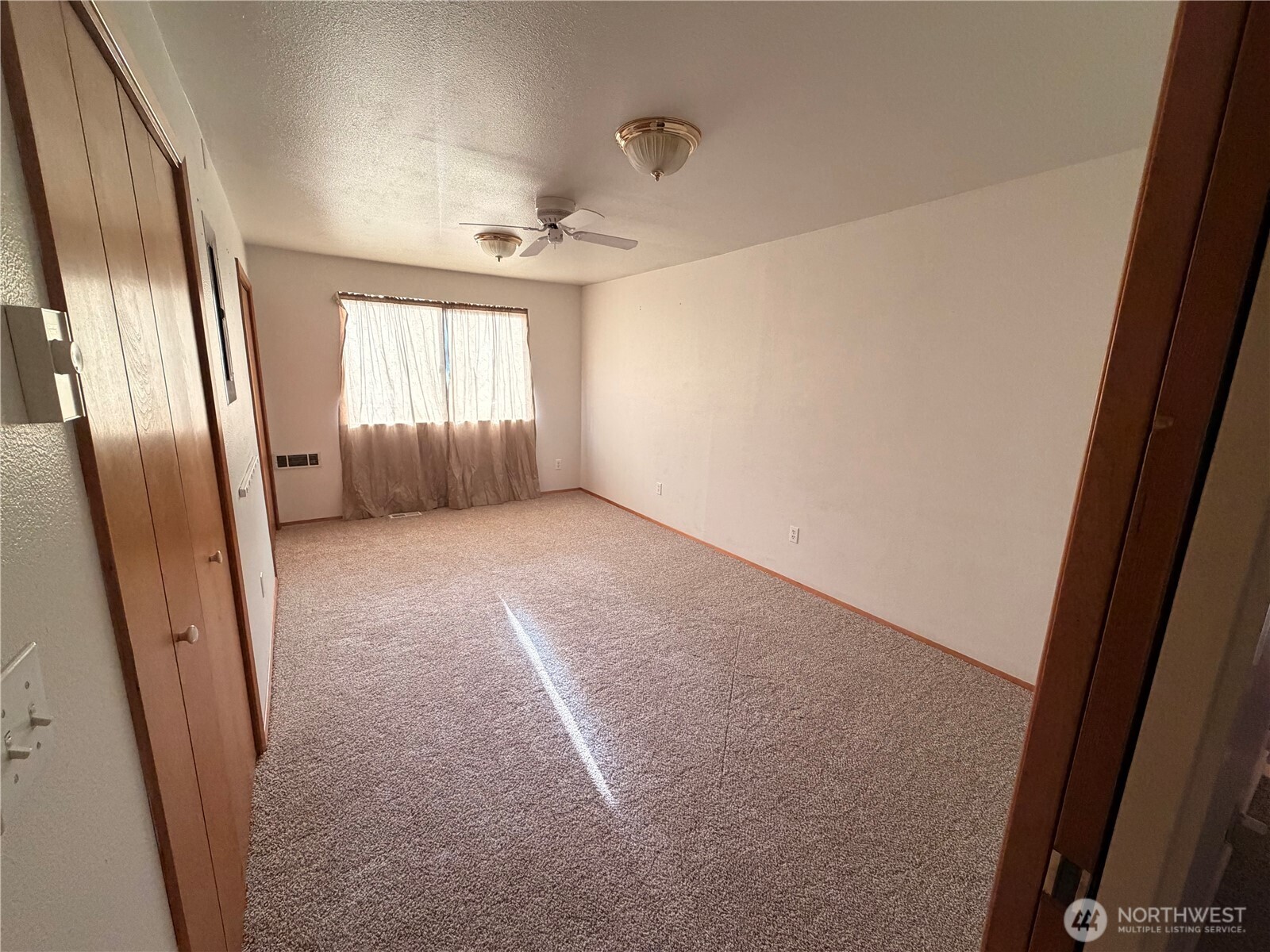 8525 234th Avenue Property Photo 16