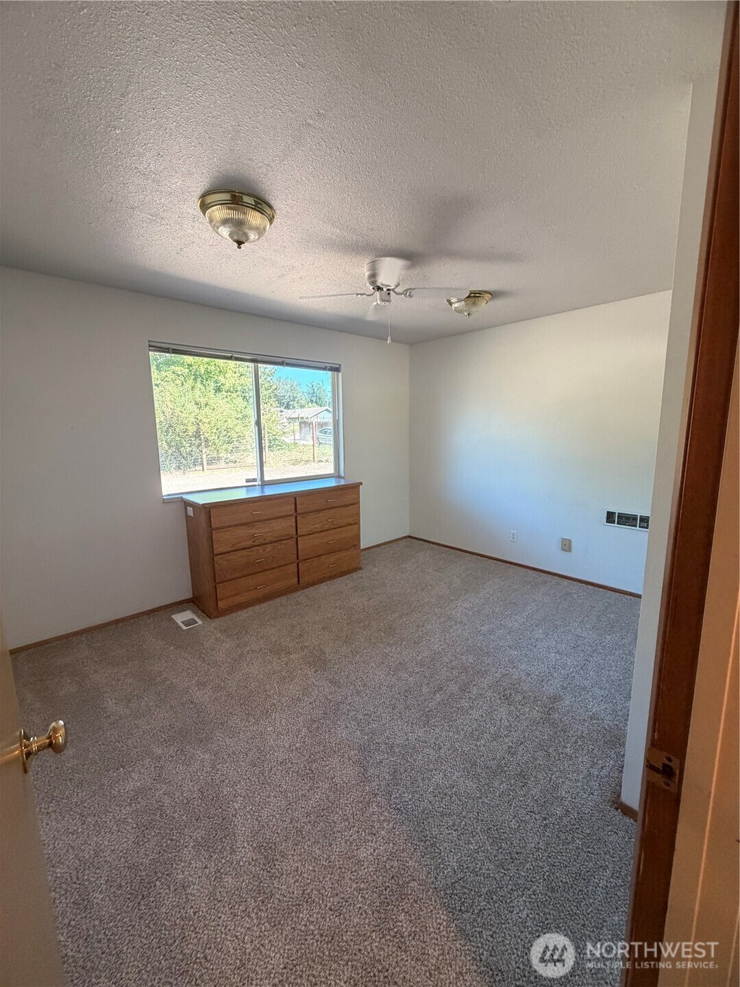 8525 234th Avenue Property Photo 18