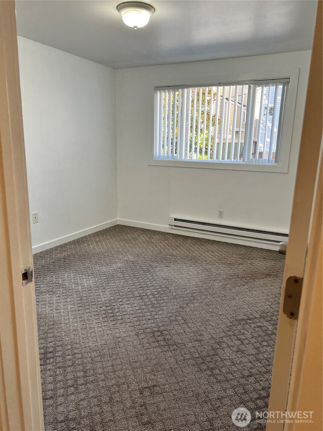 12317 35th Avenue Property Photo 6