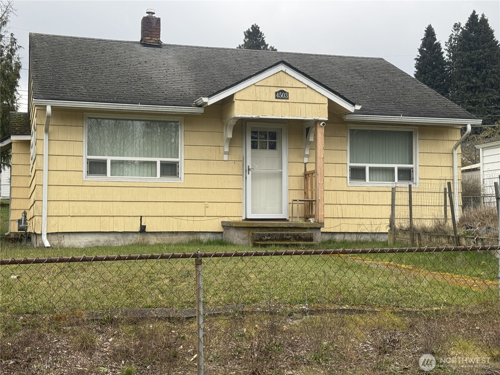 4503 E E Street Property Photo 1
