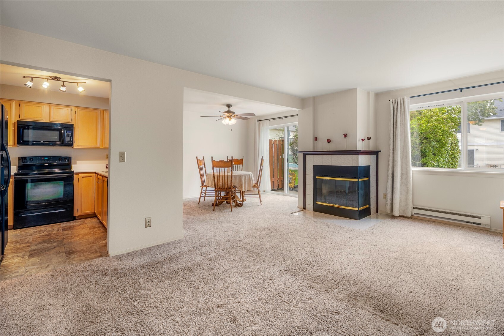 927 132nd Street C2 Property Photo 6