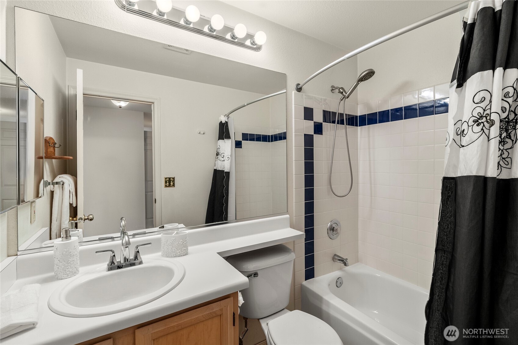 927 132nd Street C2 Property Photo 19