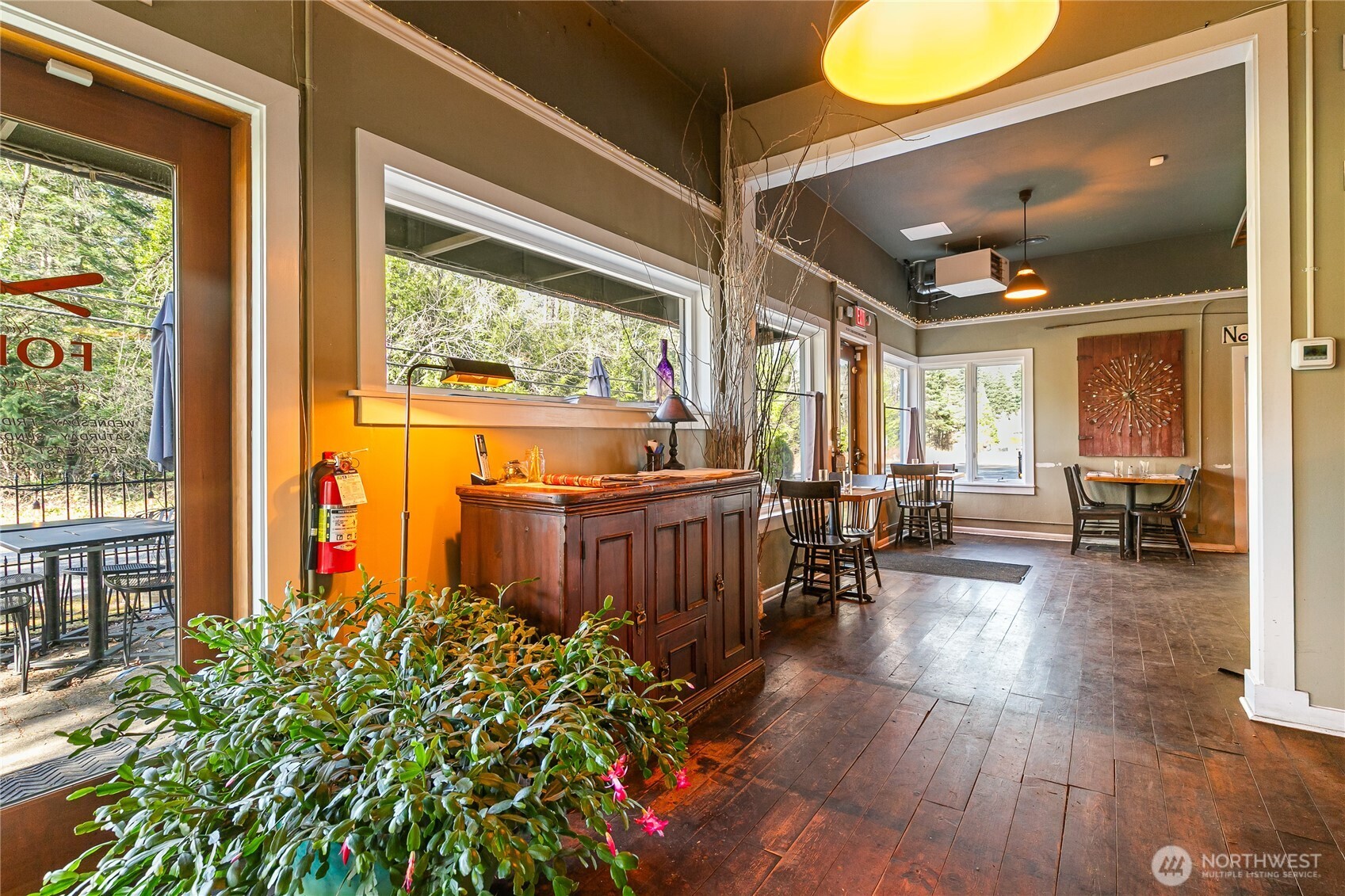 2530 Northshore Road Property Photo 8