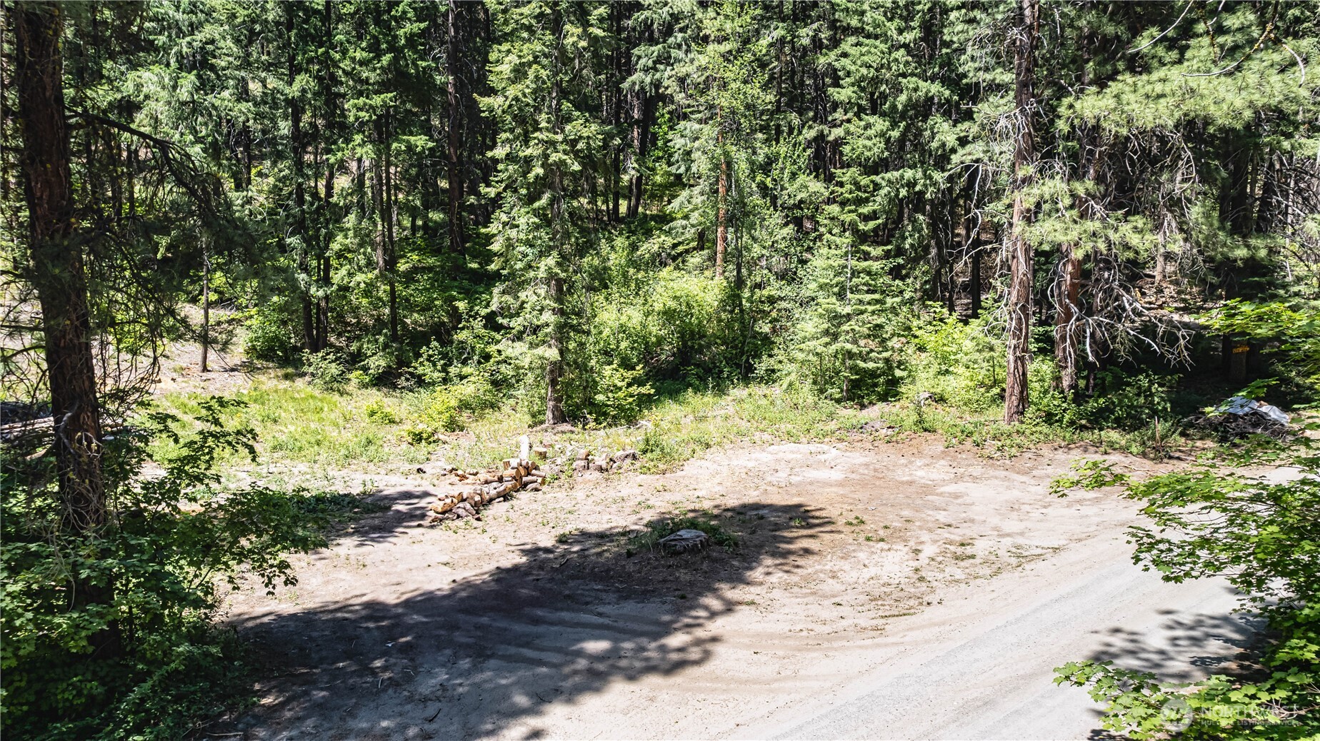 16757 Second Creek Road Property Photo 3