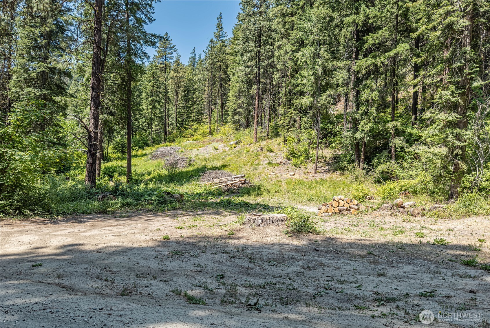 16757 Second Creek Road Property Photo 6