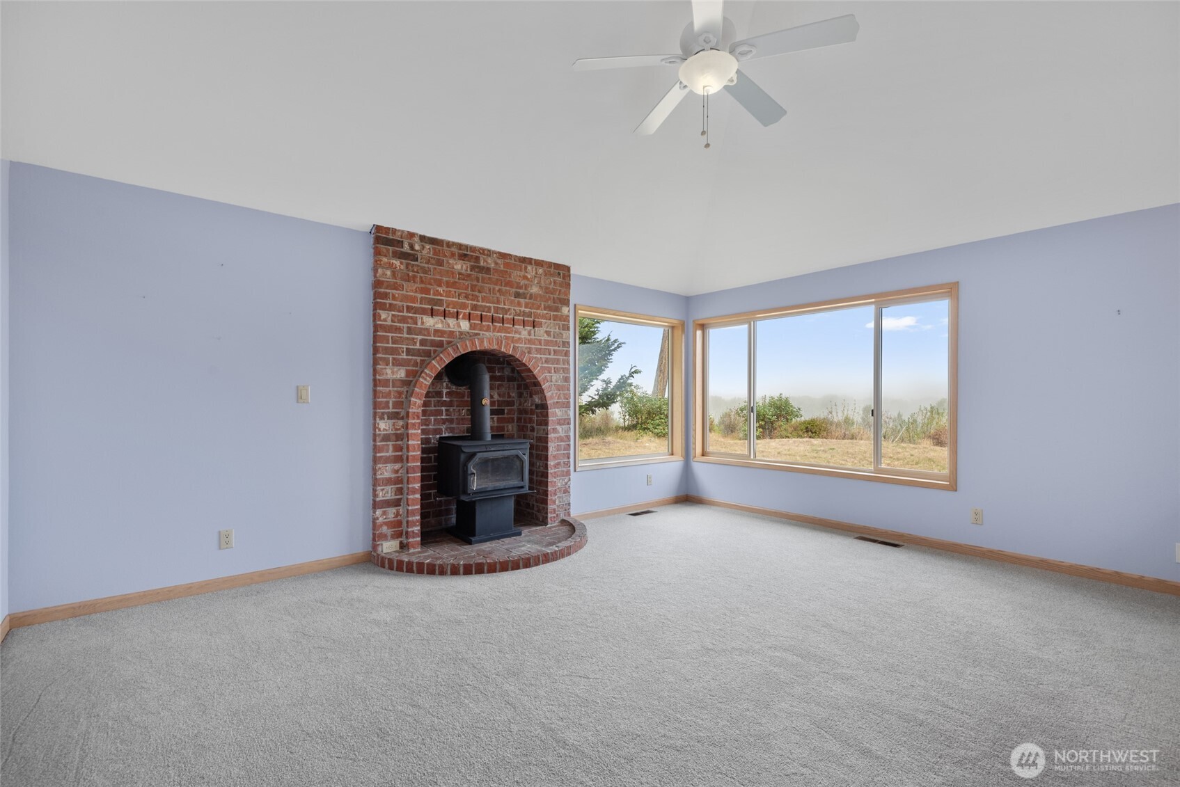 860 Hunt Road Property Photo 12