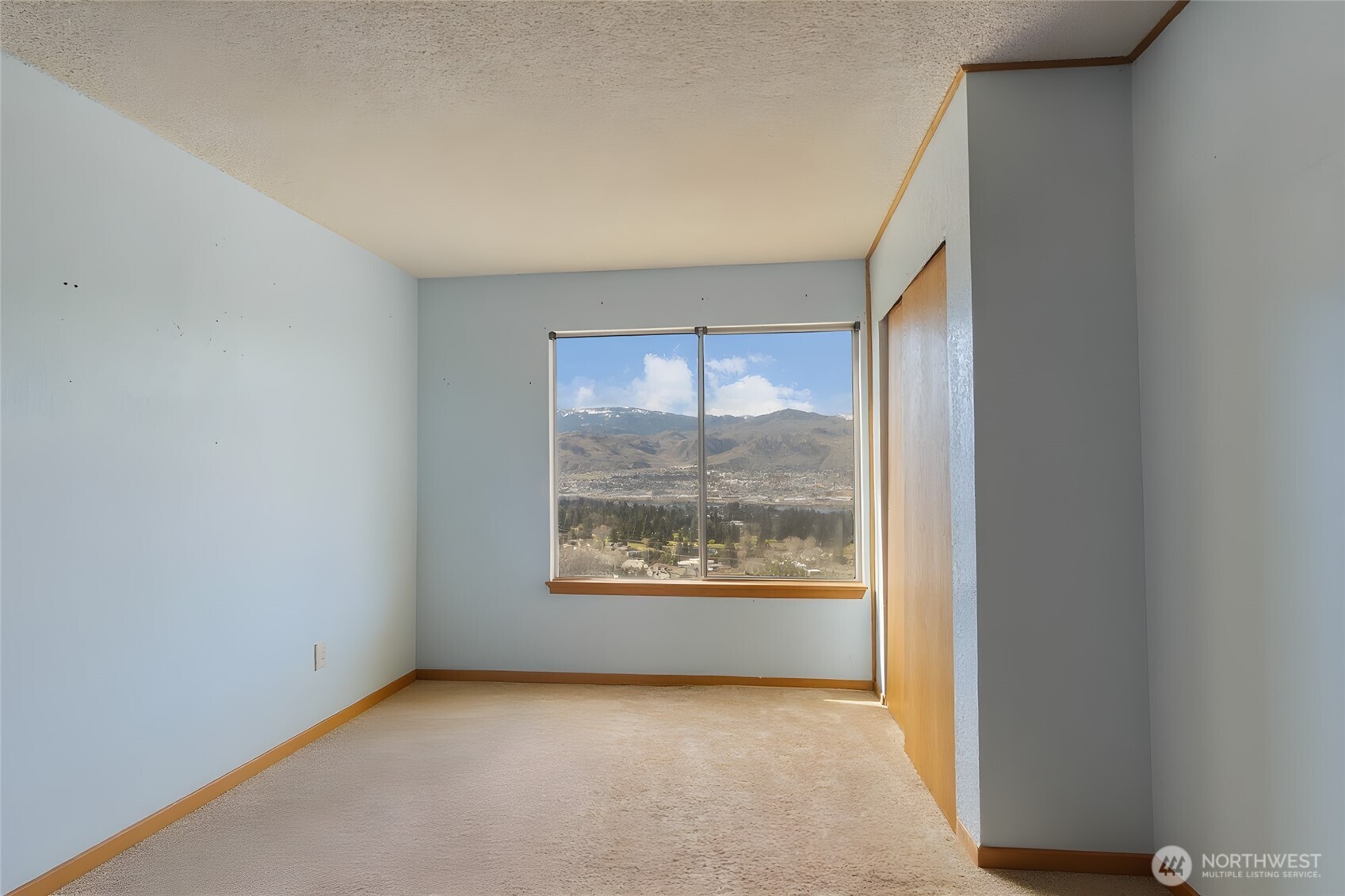 624 Daniels Drive Property Photo 34