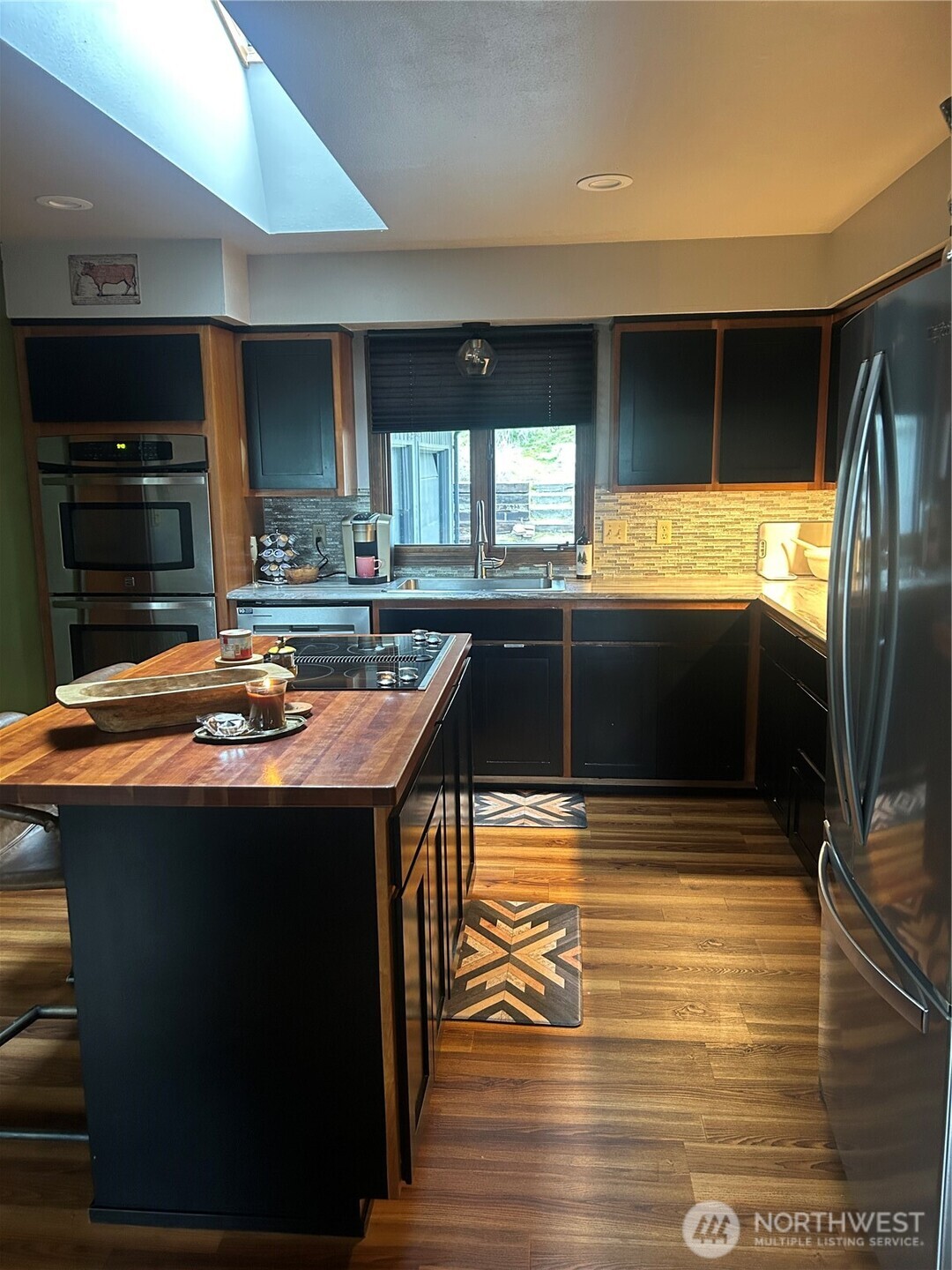 190 Hennepin Property Photo 14