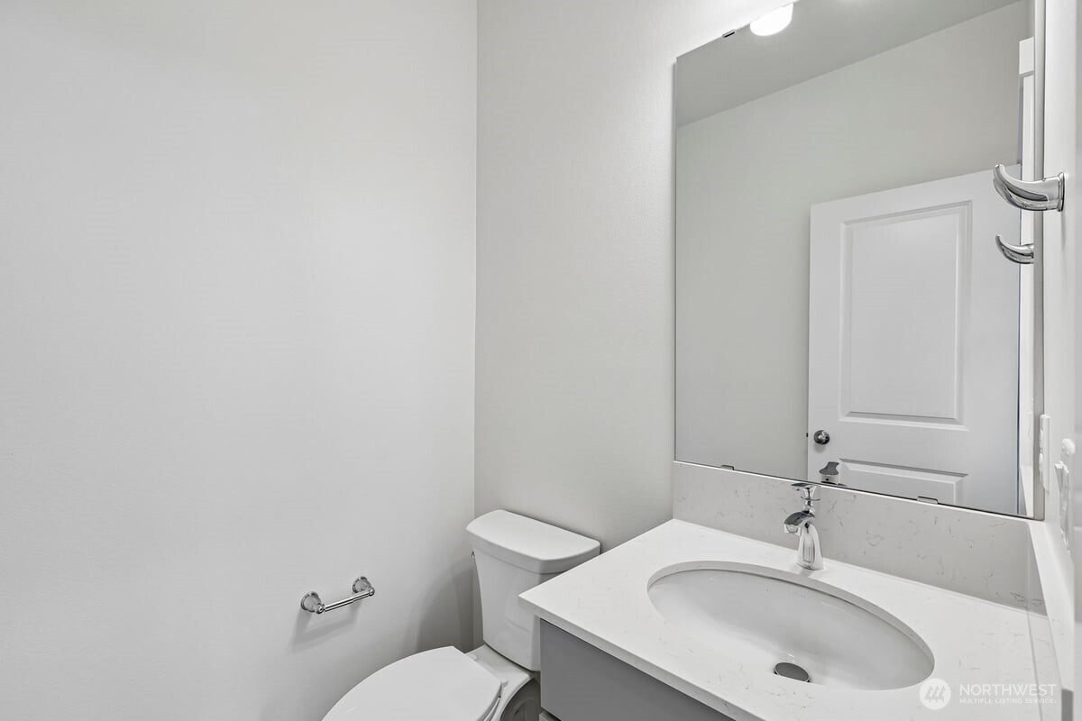 8538 42nd Place Es73 Property Photo 14