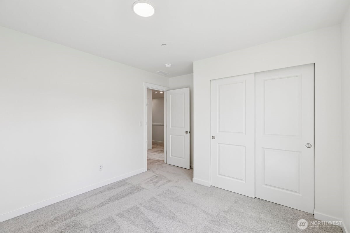 8538 42nd Place Es73 Property Photo 28