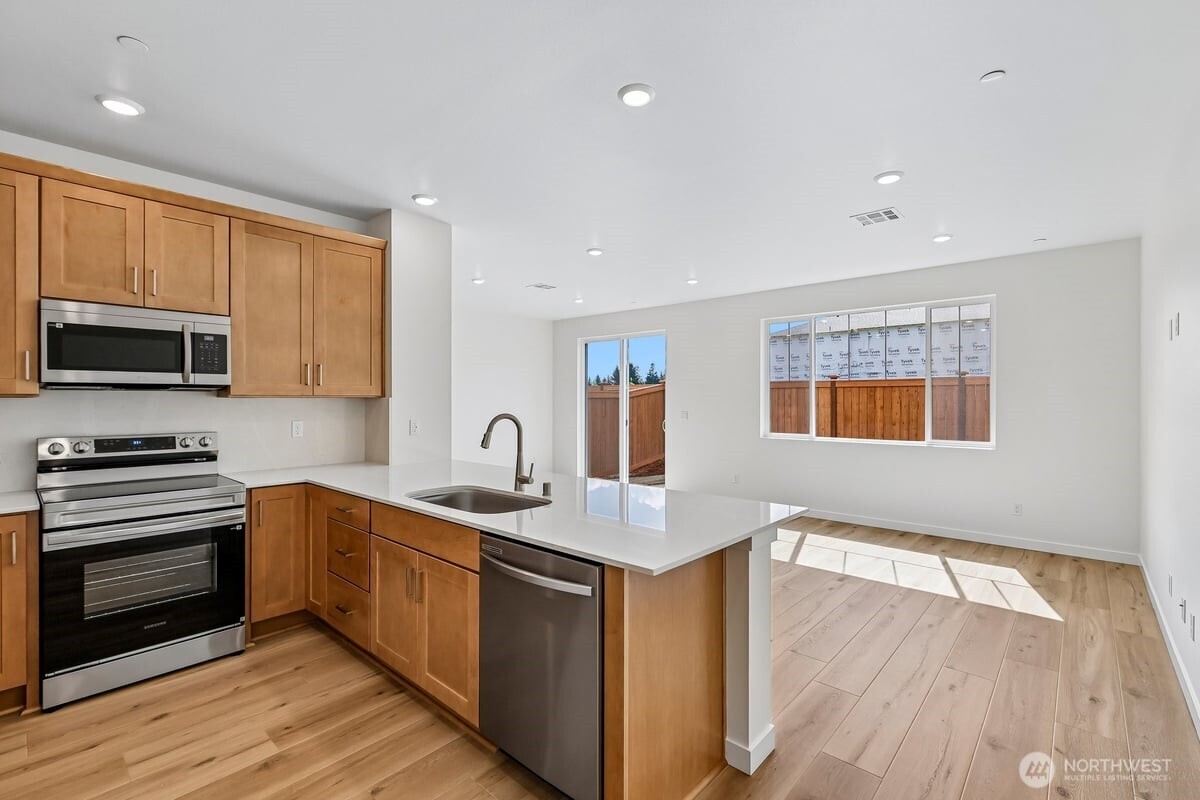 8532 42nd Place Es74 Property Photo 10