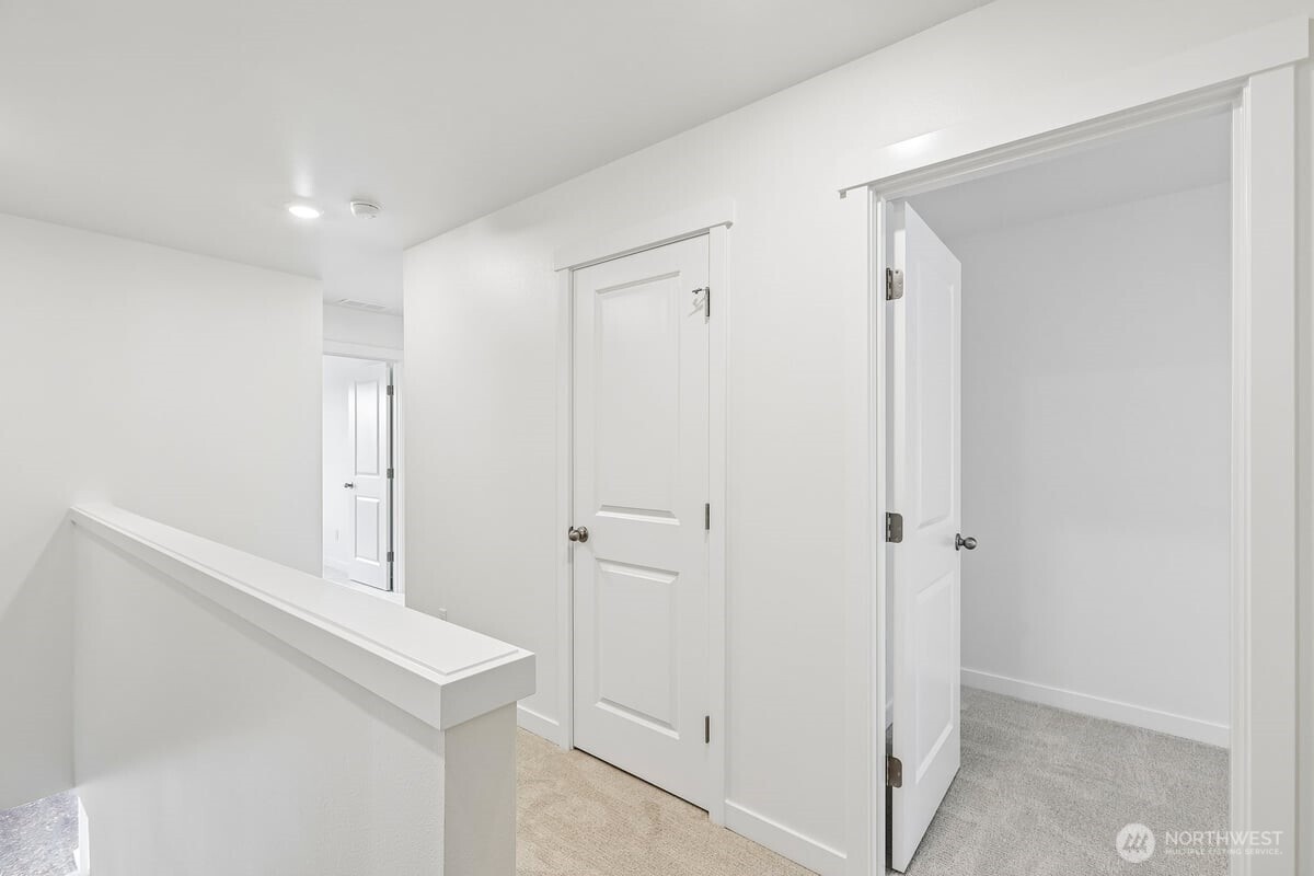 8532 42nd Place Es74 Property Photo 16