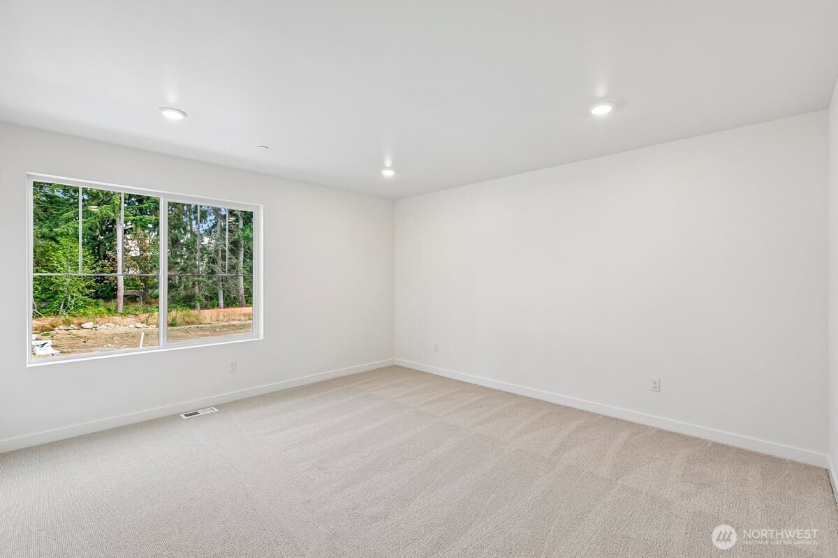 8532 42nd Place Es74 Property Photo 17