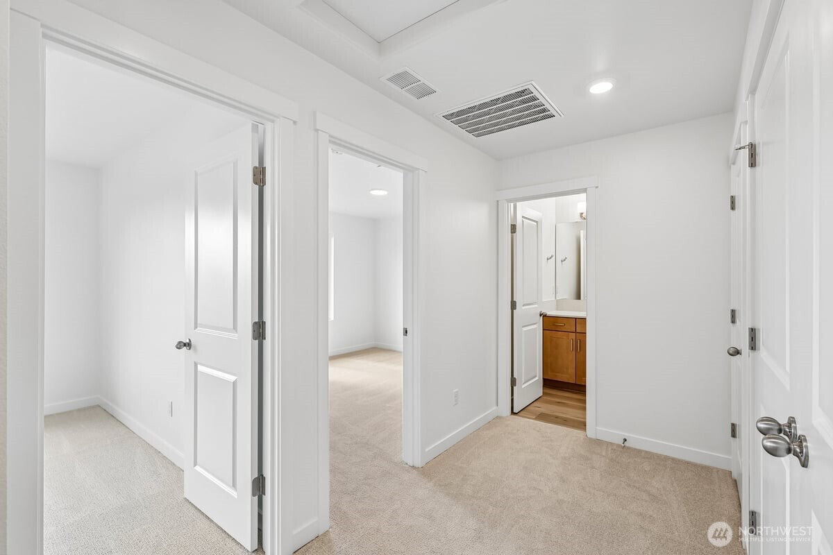 8532 42nd Place Es74 Property Photo 25
