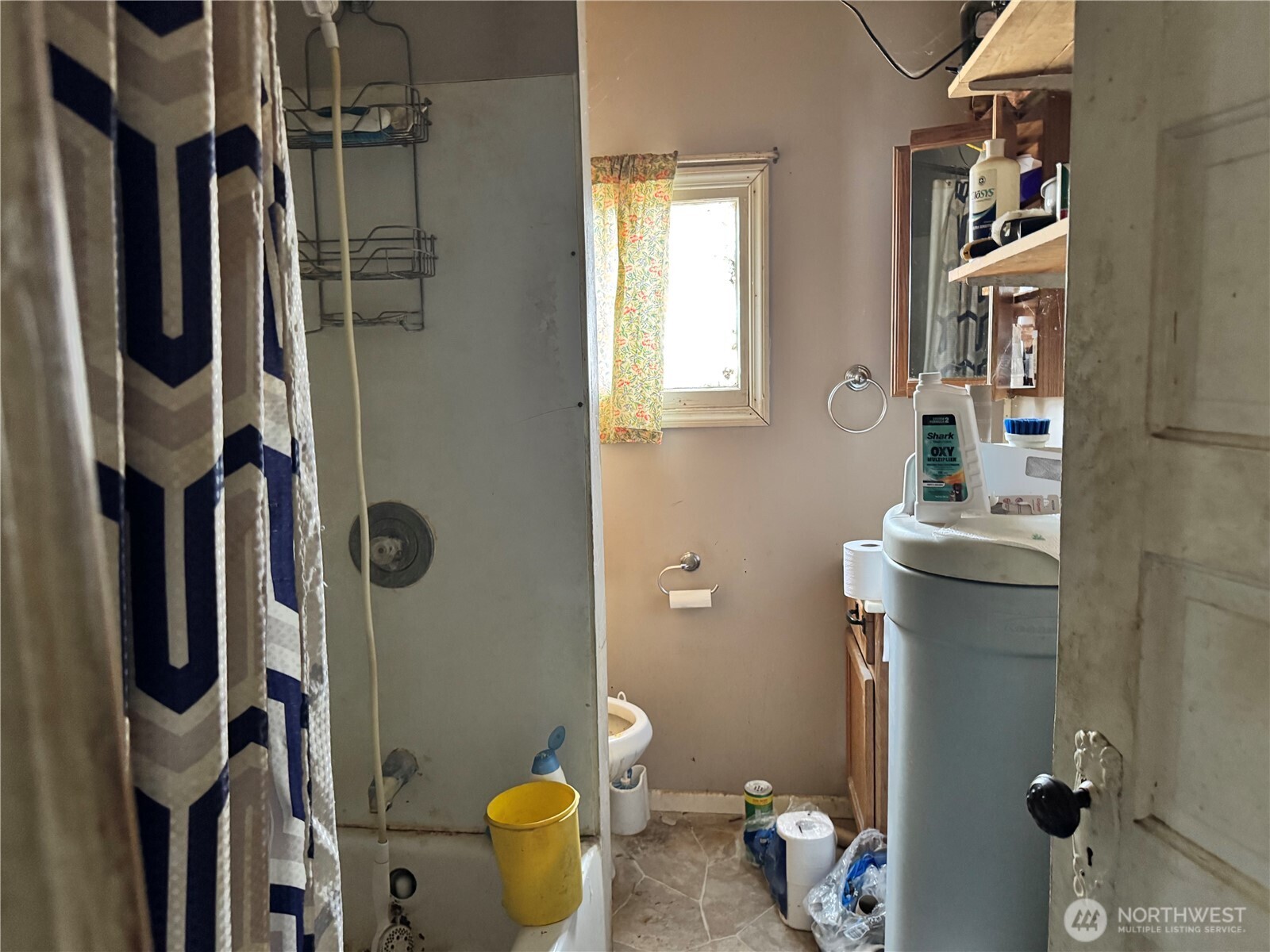 404 2nd Avenue Property Photo 3