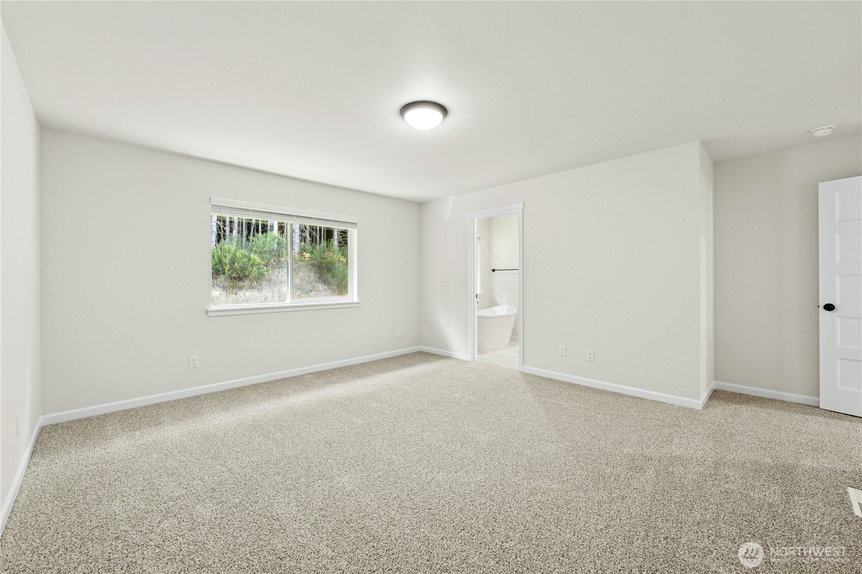 14209 Jensen Drive 361 Property Photo 10