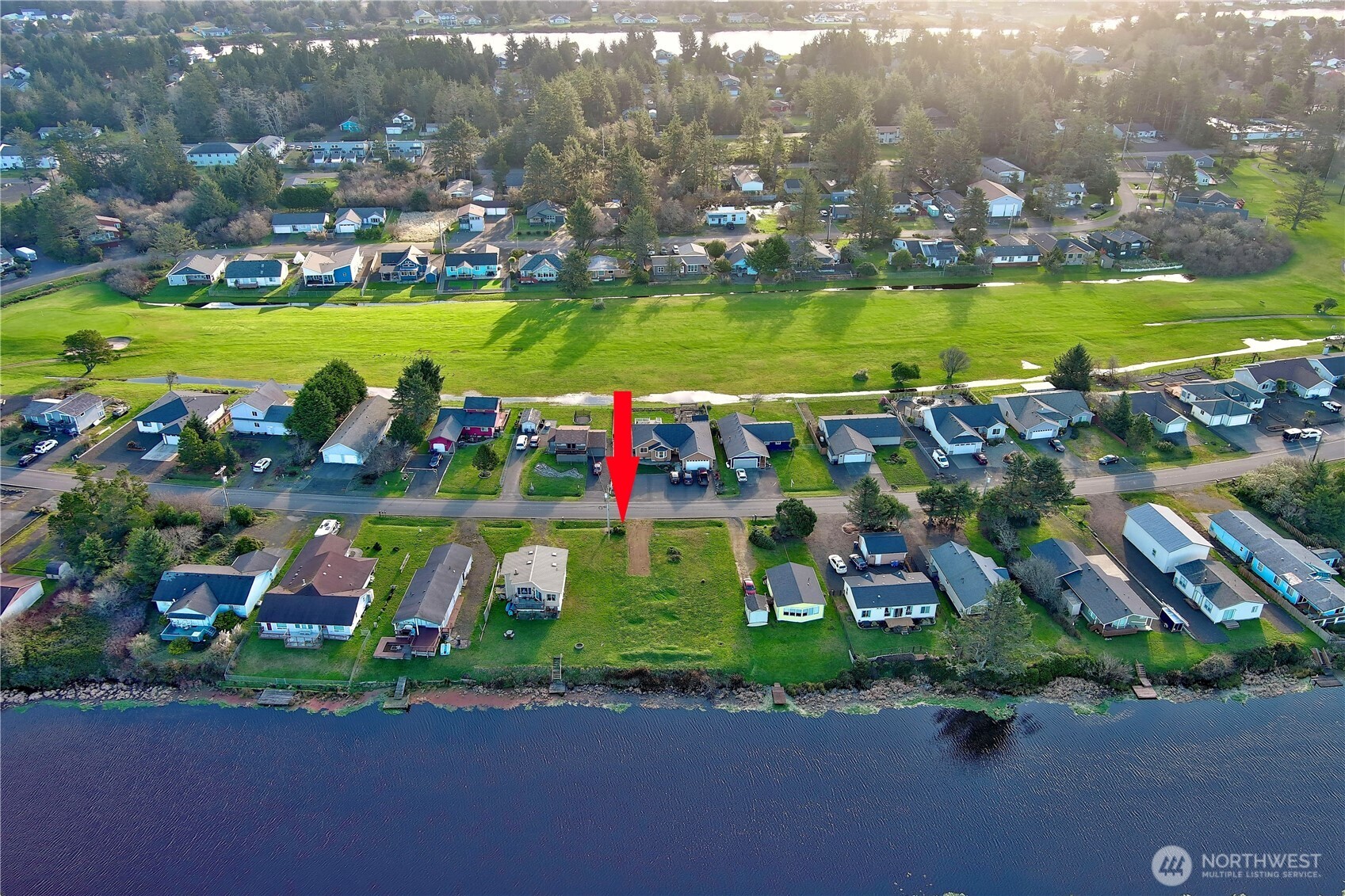 555 Canal Drive Property Photo 12