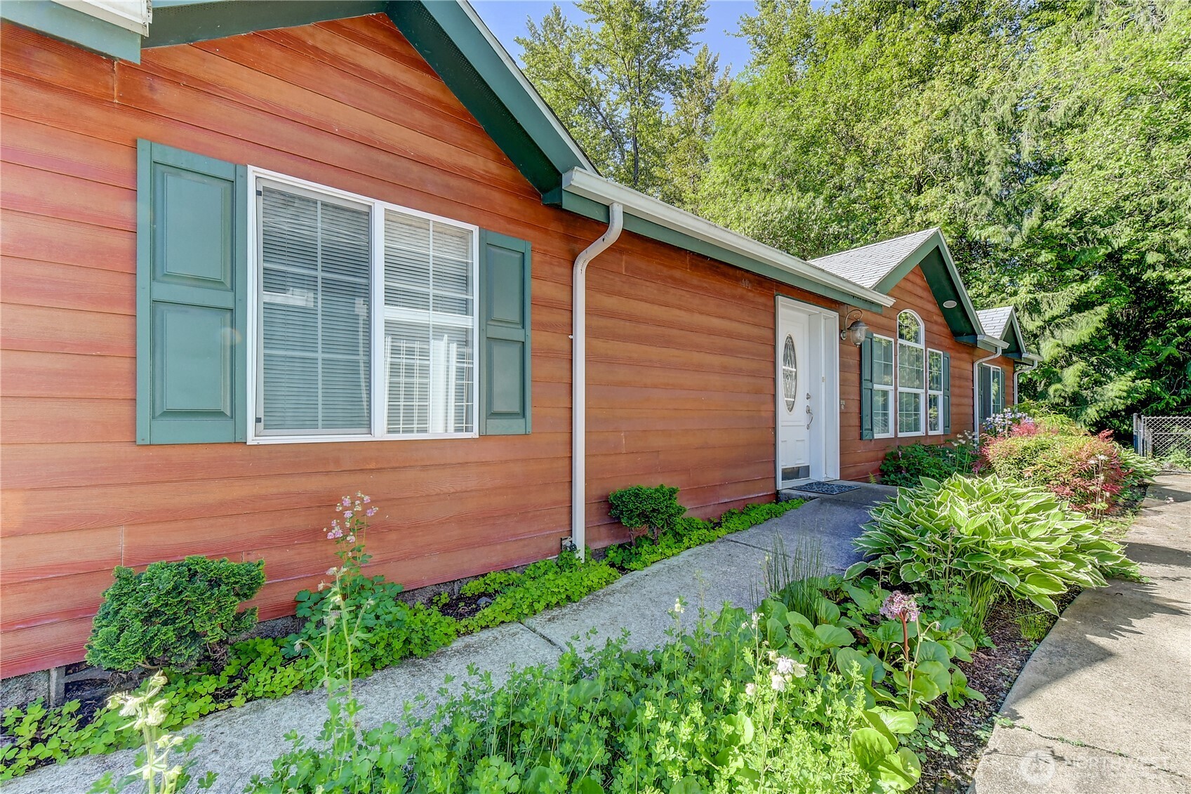 6712 243rd Avenue Property Photo 1