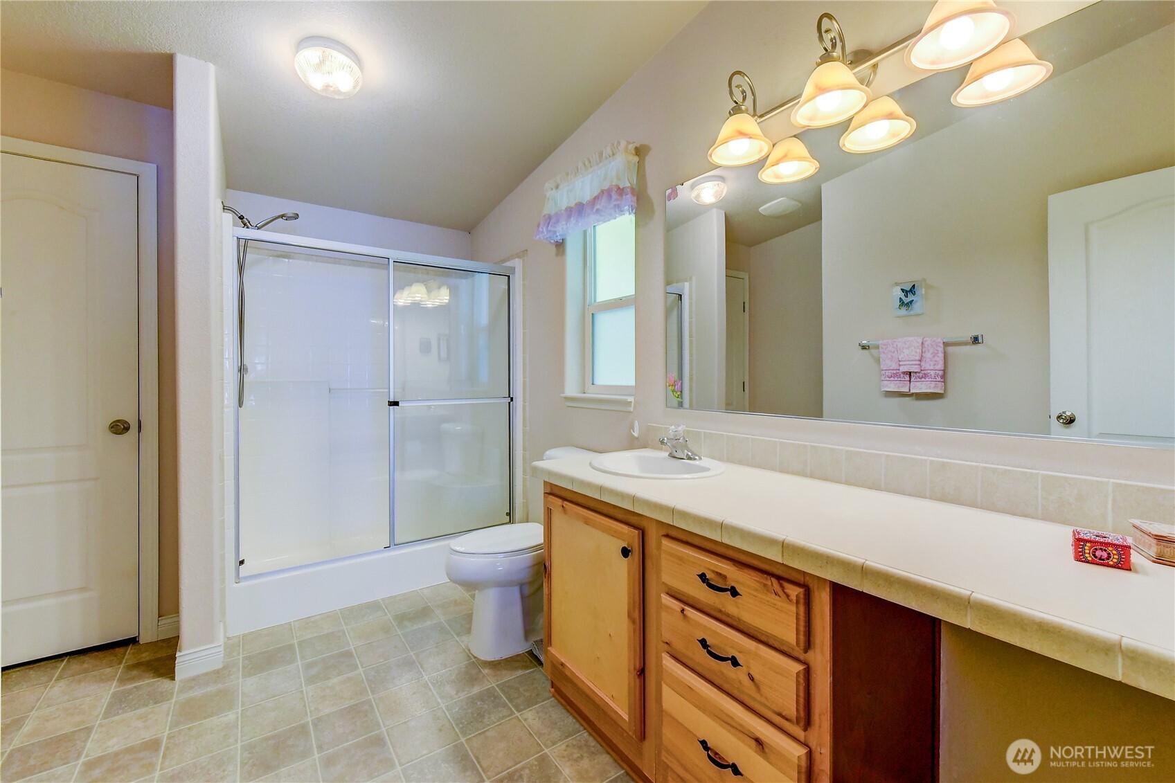 6712 243rd Avenue Property Photo 9
