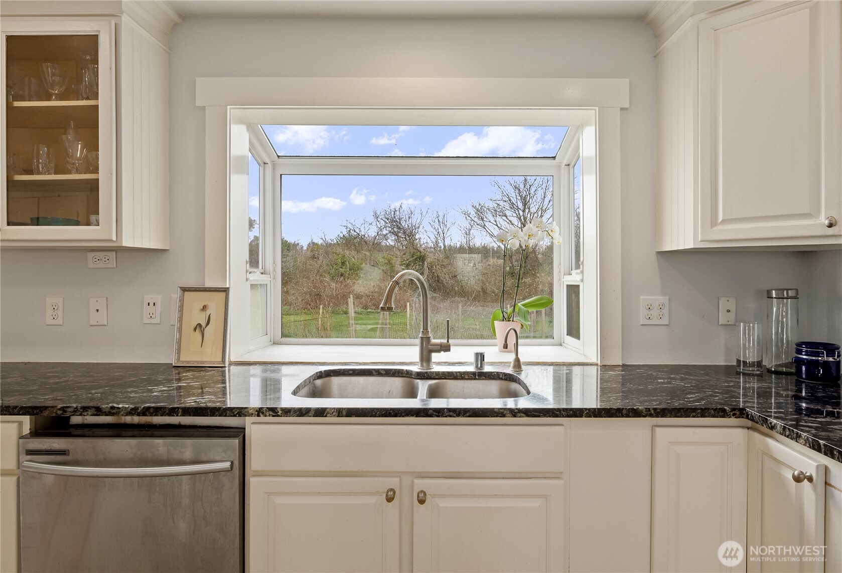 801 Livingston Bay Shore Drive Property Photo 7