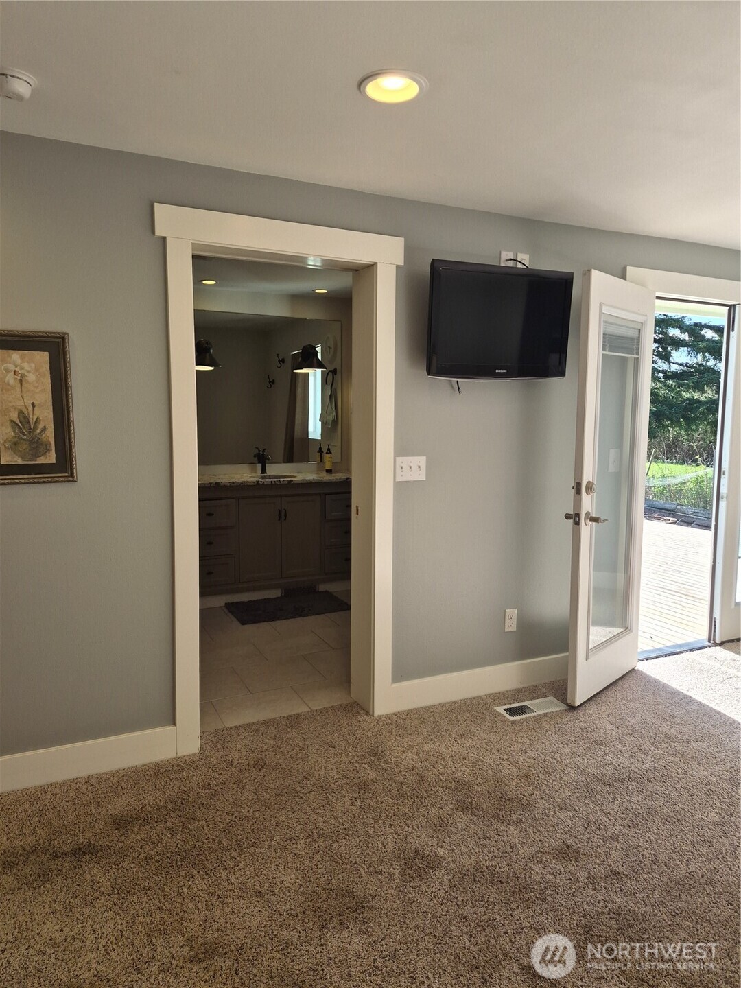 801 Livingston Bay Shore Drive Property Photo 12