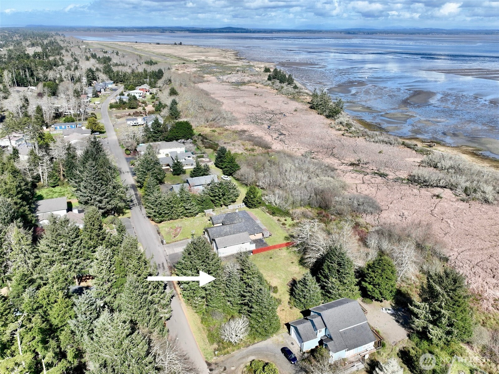 126 Olympic View Avenue Property Photo 2