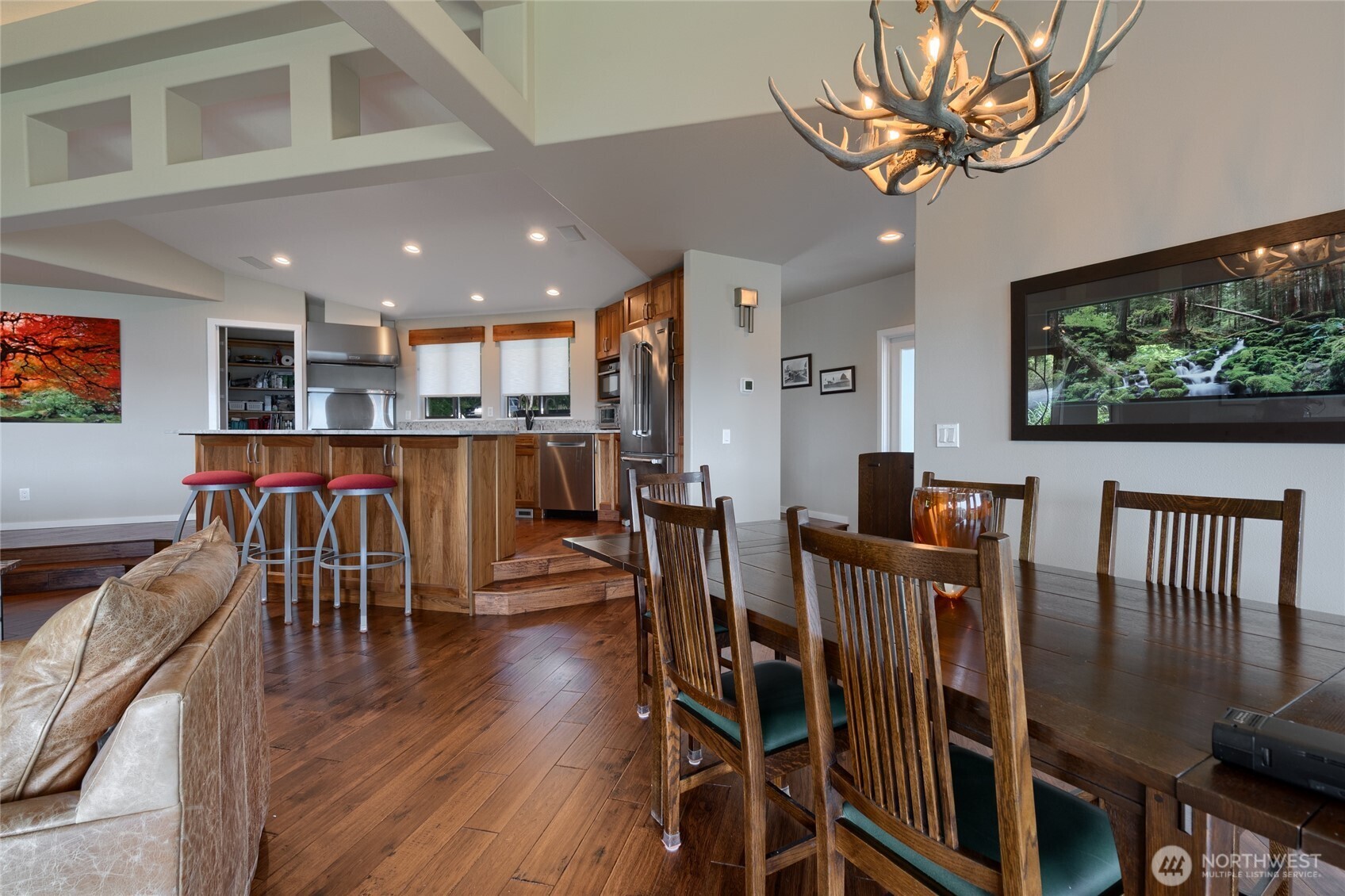 15107 Bridgeway Drive Property Photo 12