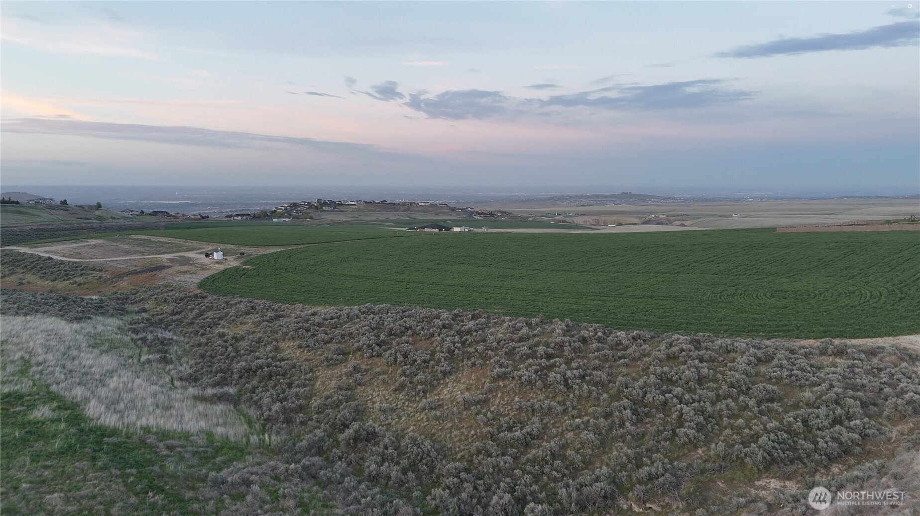 100900 E Bastian Pr Property Photo 1