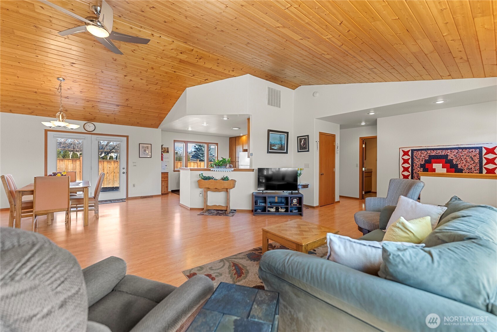605 Pinyon Place Property Photo 10