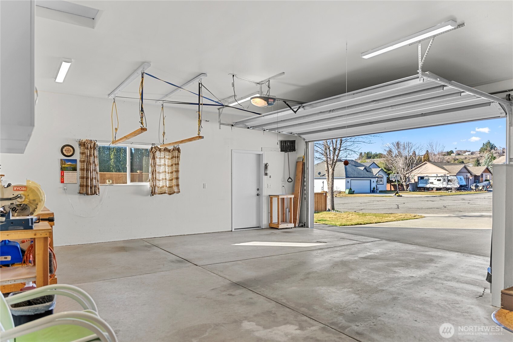 605 Pinyon Place Property Photo 29