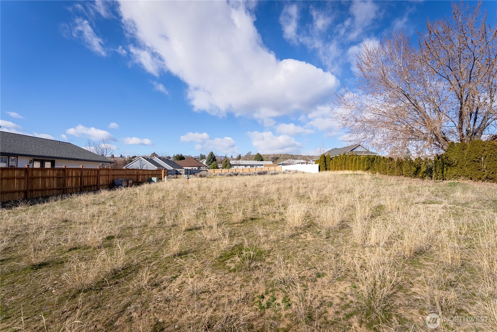605 Pinyon Place Property Photo 33