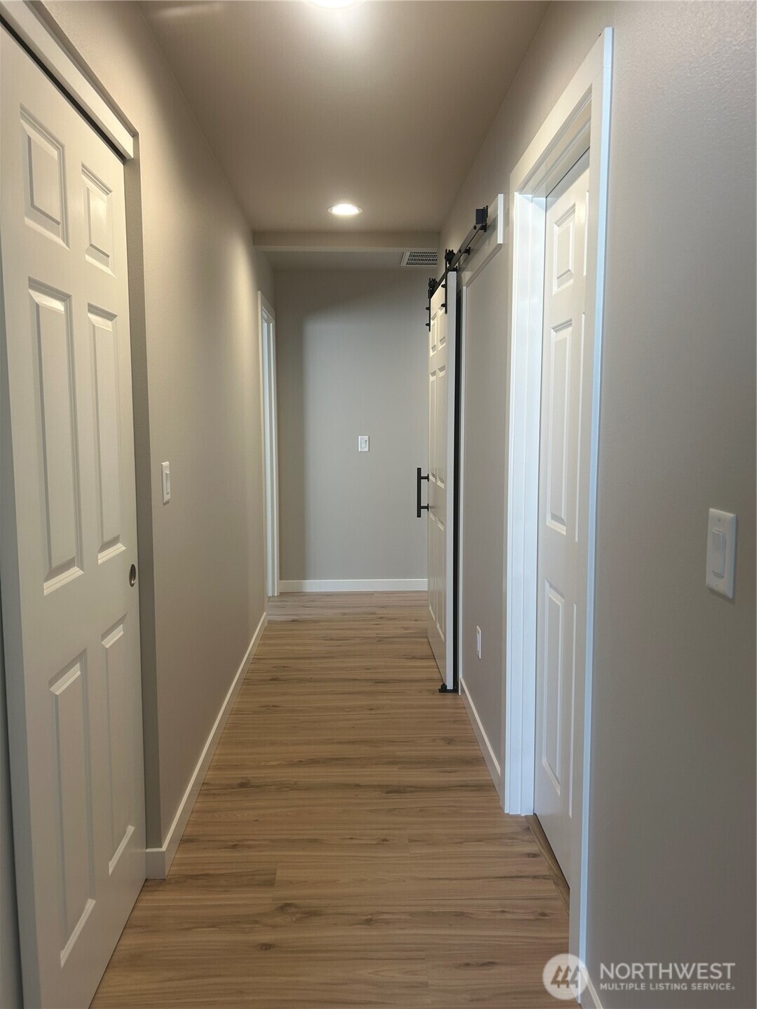 257 Parkside Pl Property Photo 7